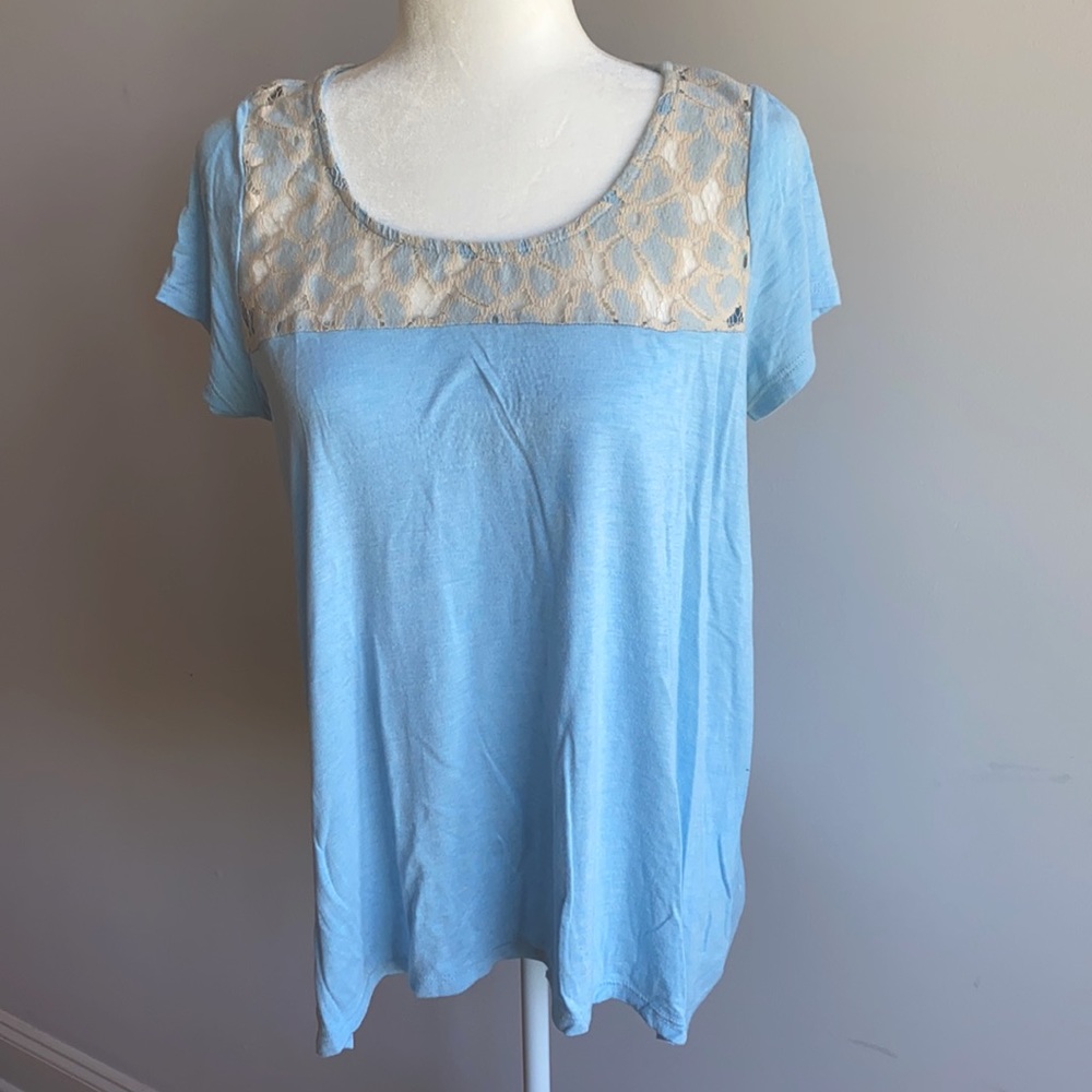 Le Lis Blue/Lace Blouse